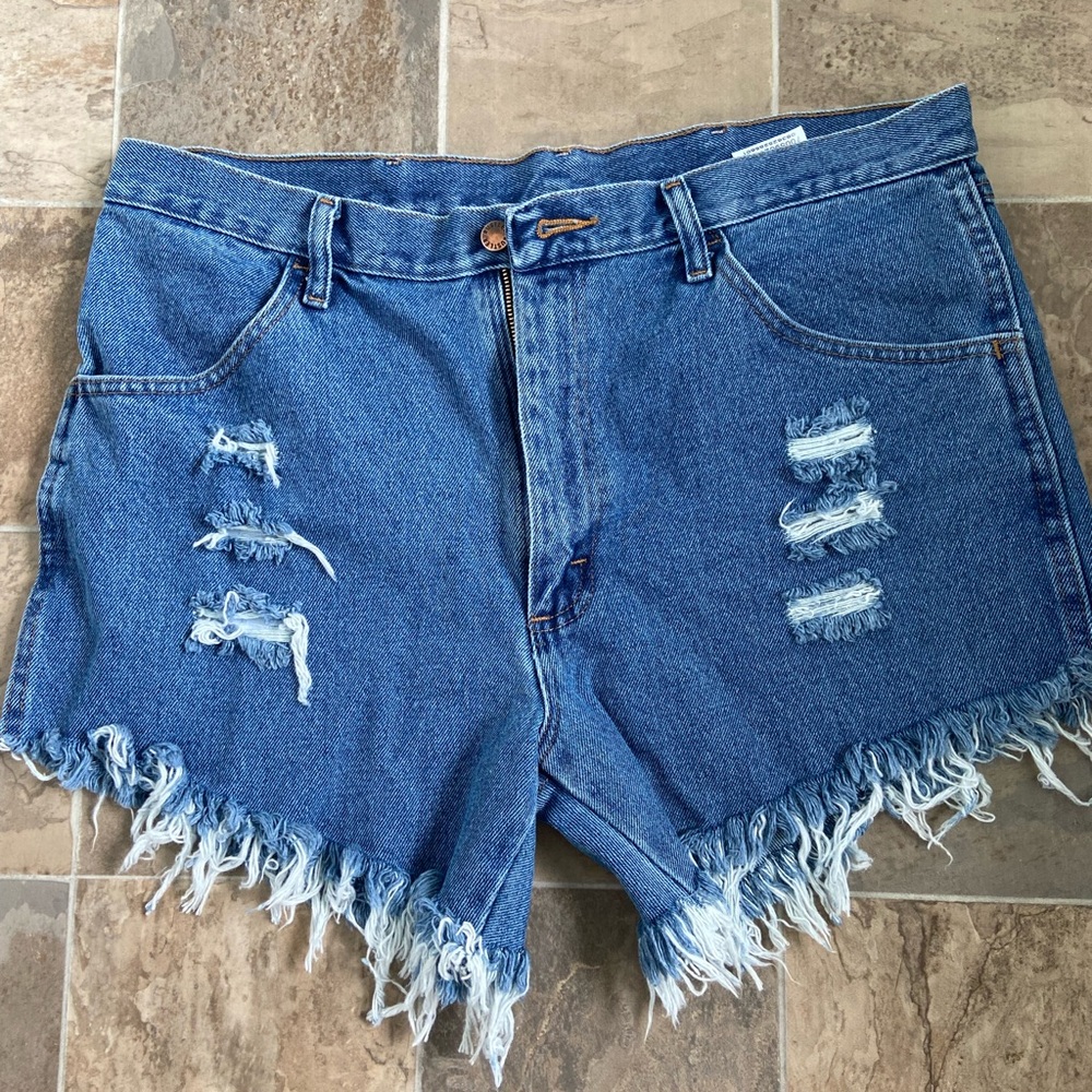 WRANGLER hi rise cutoff denim jean shorts raw hem